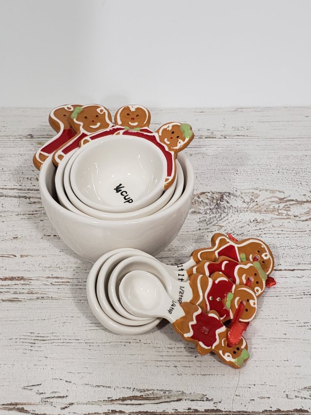 Ceramic Gingerbread Measuring Cups Spoon Set Christmas Holidays Baking